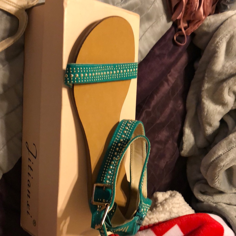Forever sandals